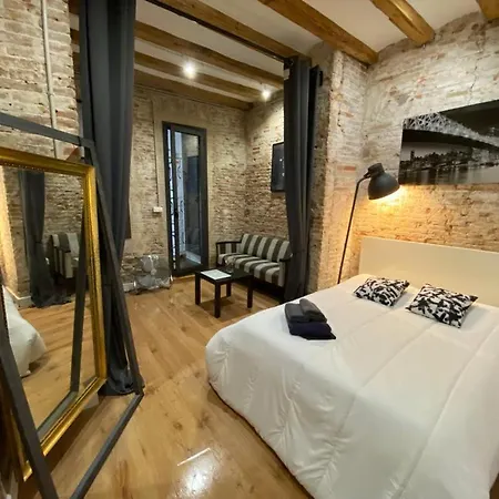 Apartment Loft Ramblas *